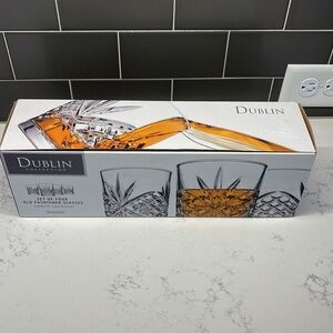 Shannon Crystal by Godinger. 4 11oz Gold Banded Old Fashion Glasses.